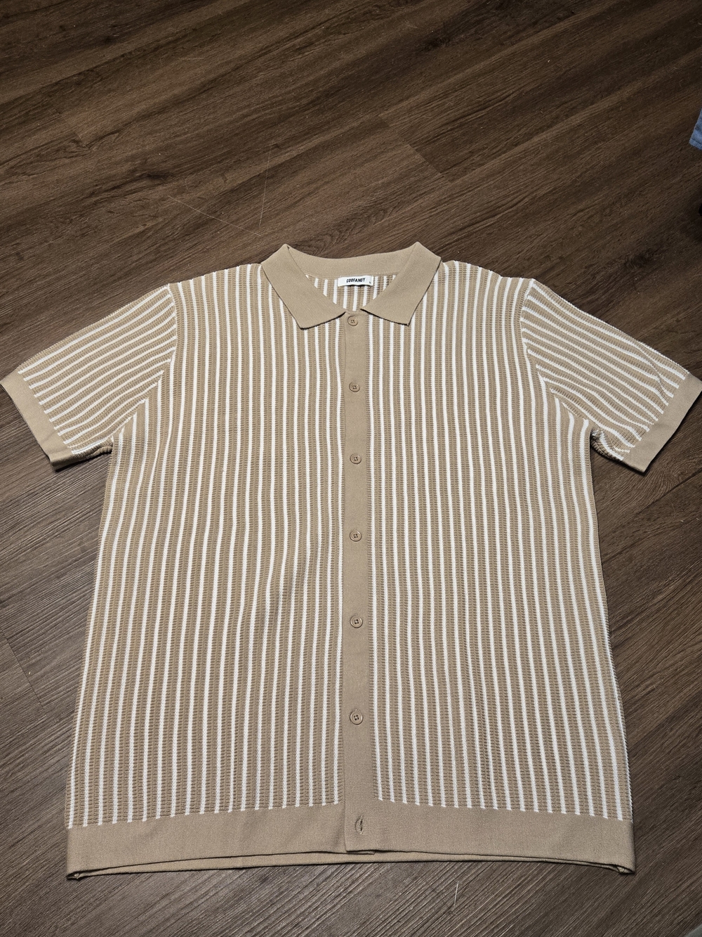Striped Short-Sleeve Button-Down Polo Shirt - Beige & White